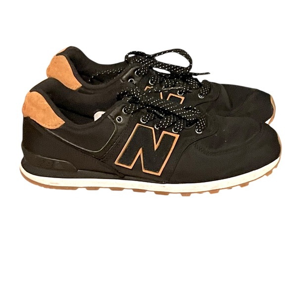 New Balance Black & Tan Sneakers Style 30-1630 - Picture 1 of 7